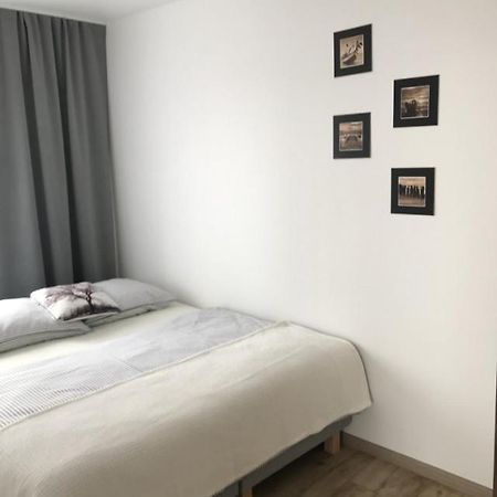 Apartament U Izy Leba Exterior photo